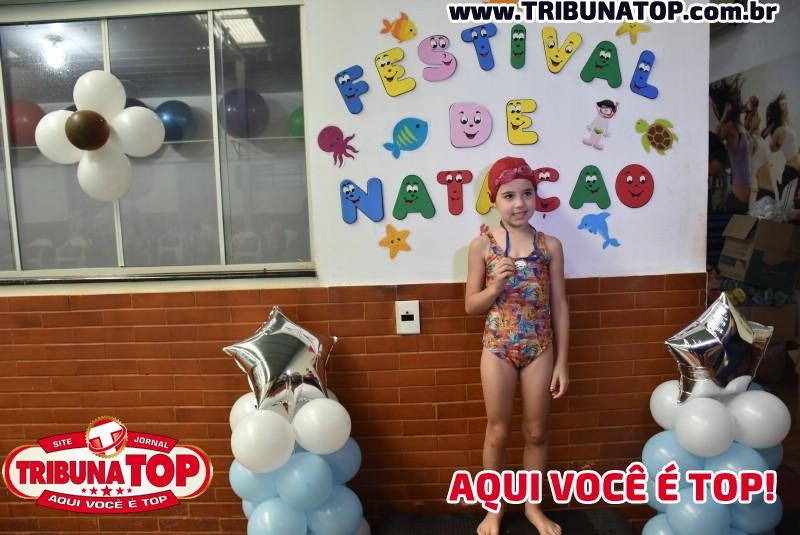 ROLIM DE MOURA: FESTIVAL DE NATAÇÃO 