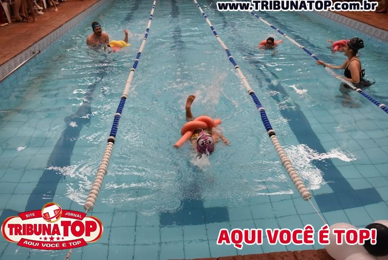 ROLIM DE MOURA: FESTIVAL DE NATAÇÃO 