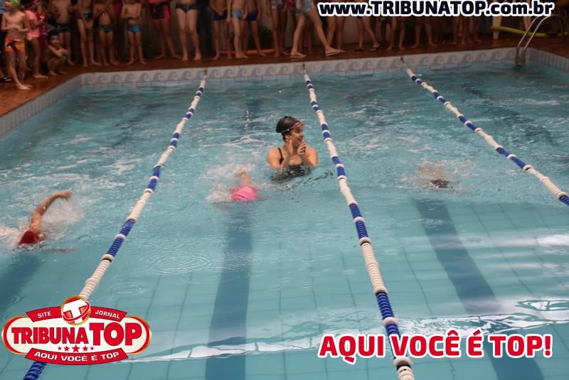 ROLIM DE MOURA: FESTIVAL DE NATAÇÃO 