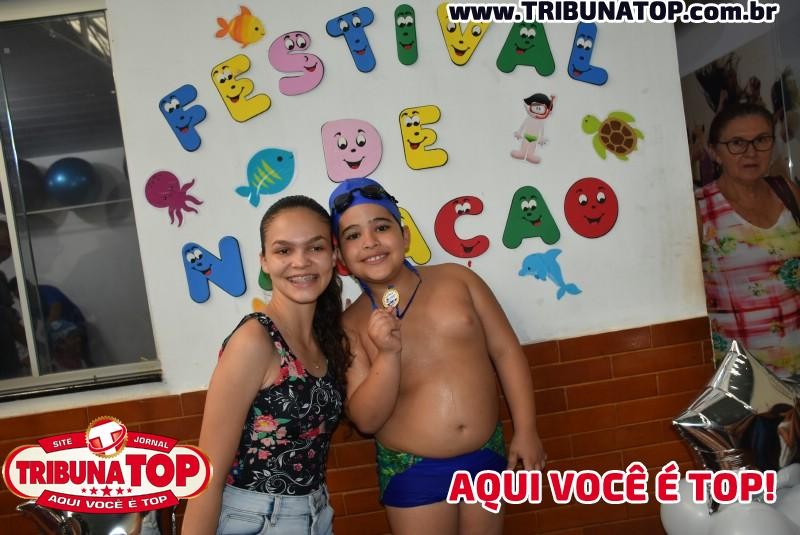 ROLIM DE MOURA: FESTIVAL DE NATAÇÃO 