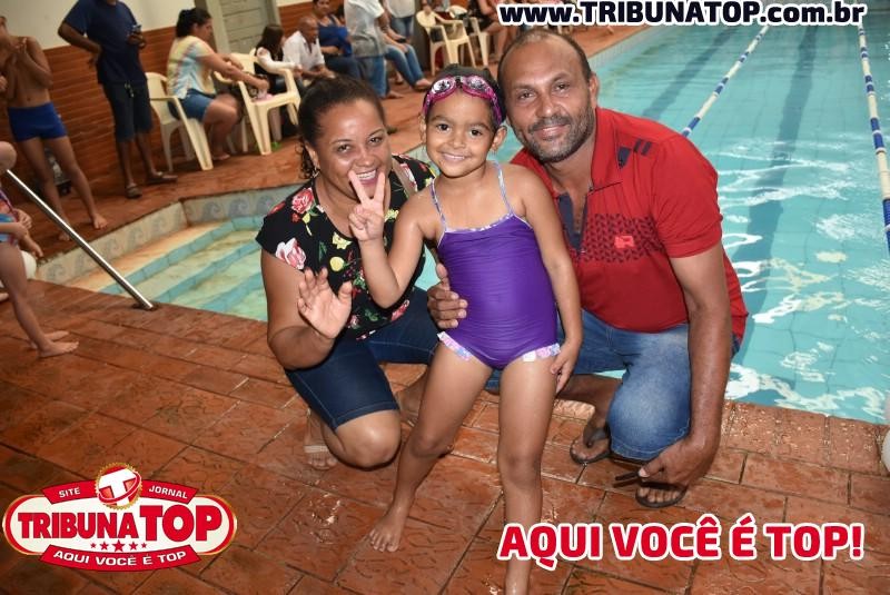 ROLIM DE MOURA: FESTIVAL DE NATAÇÃO 