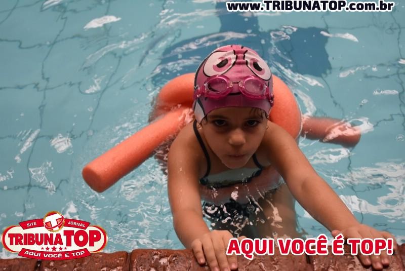 ROLIM DE MOURA: FESTIVAL DE NATAÇÃO 