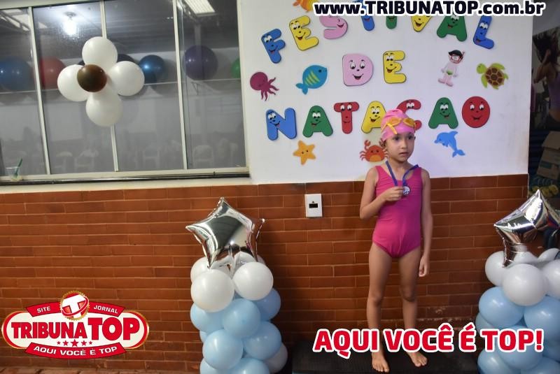 ROLIM DE MOURA: FESTIVAL DE NATAÇÃO 