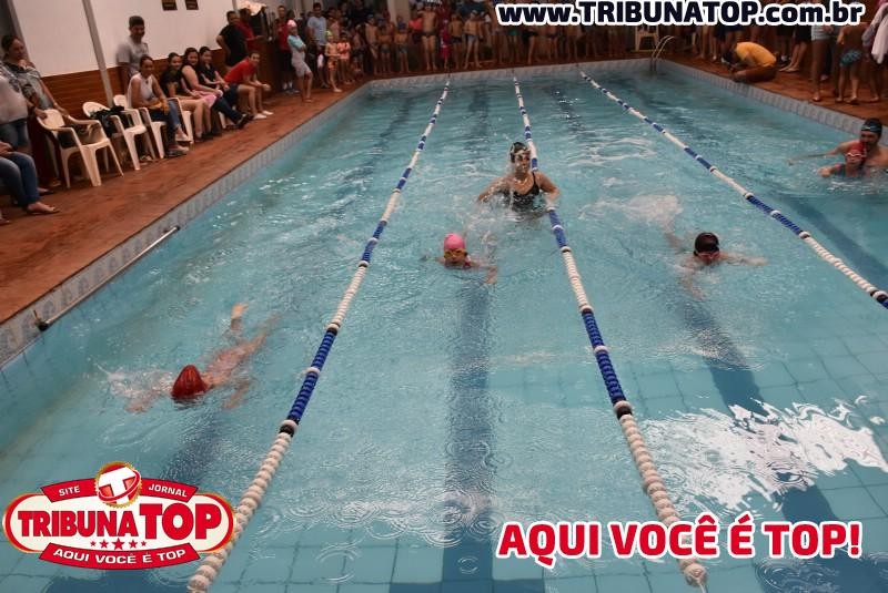 ROLIM DE MOURA: FESTIVAL DE NATAÇÃO 