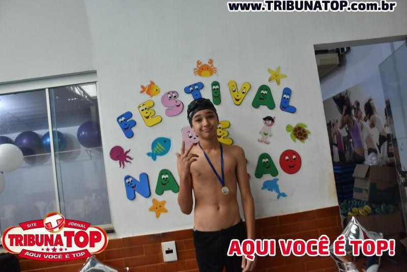 ROLIM DE MOURA: FESTIVAL DE NATAÇÃO 