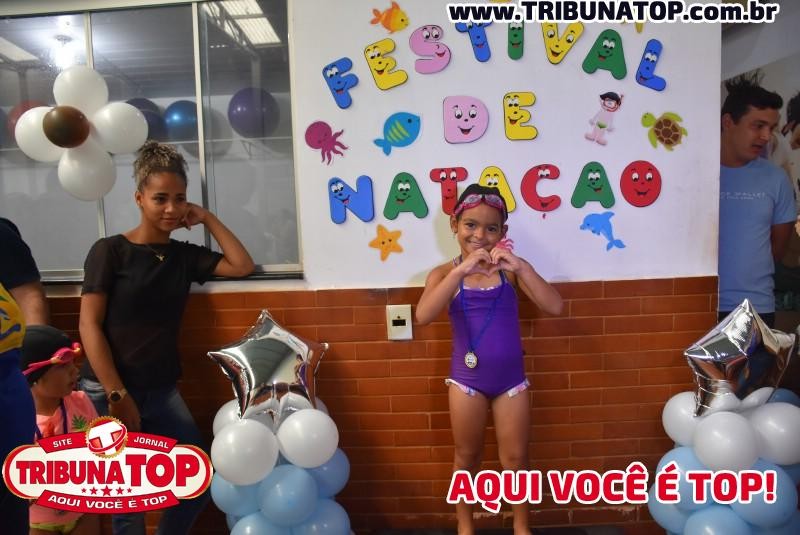 ROLIM DE MOURA: FESTIVAL DE NATAÇÃO 