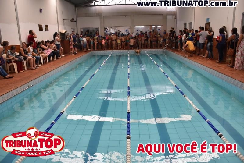 ROLIM DE MOURA: FESTIVAL DE NATAÇÃO 