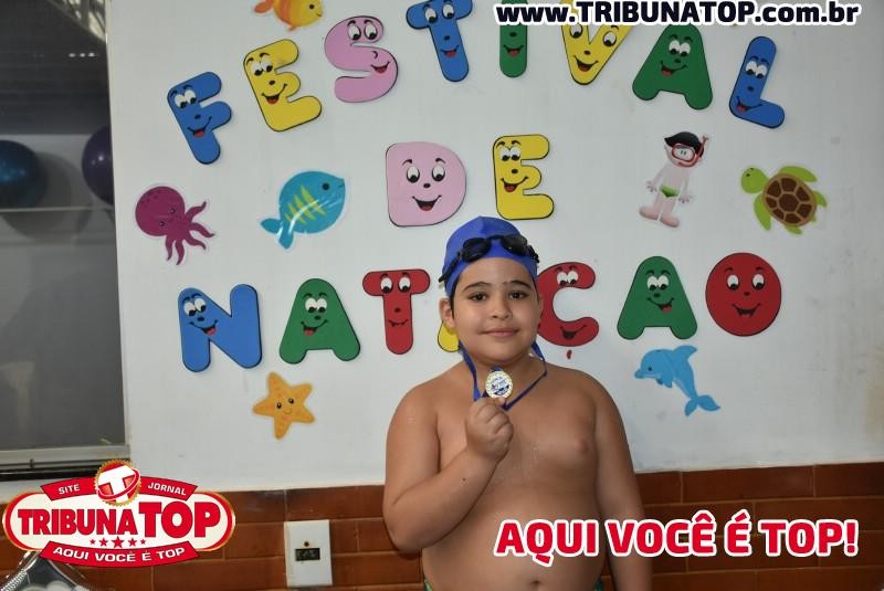 ROLIM DE MOURA: FESTIVAL DE NATAÇÃO 