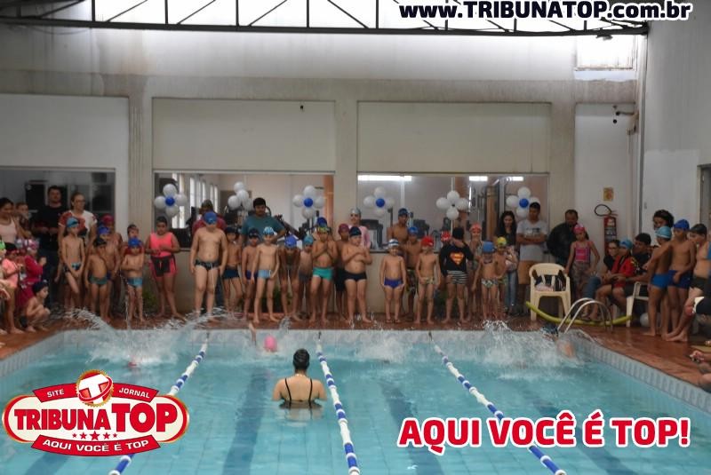 ROLIM DE MOURA: FESTIVAL DE NATAÇÃO 