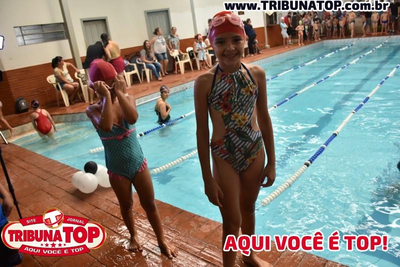 ROLIM DE MOURA: FESTIVAL DE NATAÇÃO 
