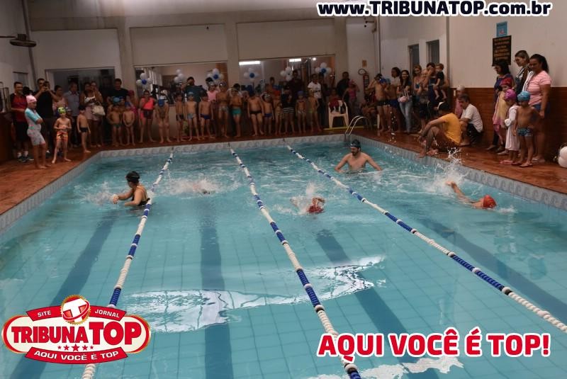ROLIM DE MOURA: FESTIVAL DE NATAÇÃO 