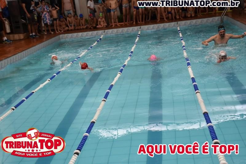 ROLIM DE MOURA: FESTIVAL DE NATAÇÃO 