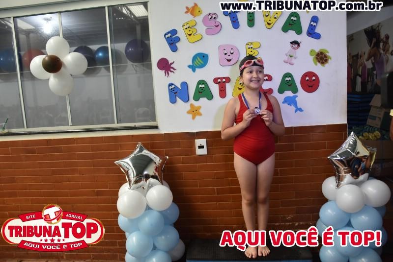 ROLIM DE MOURA: FESTIVAL DE NATAÇÃO 