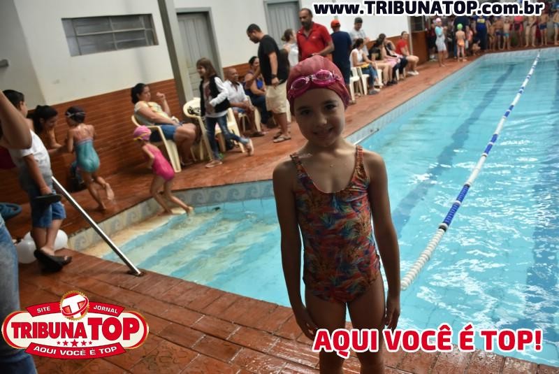 ROLIM DE MOURA: FESTIVAL DE NATAÇÃO 