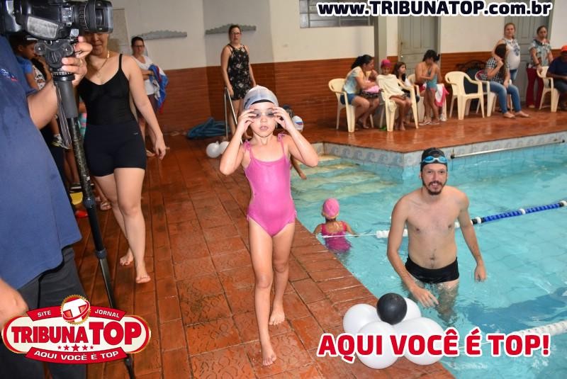 ROLIM DE MOURA: FESTIVAL DE NATAÇÃO 