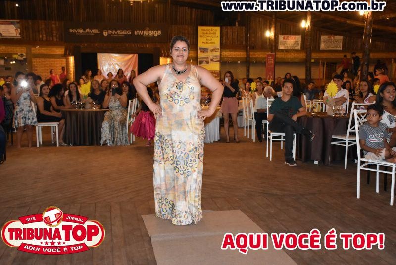 ROLIM DE MOURA: MULHERES DE LENÇO 