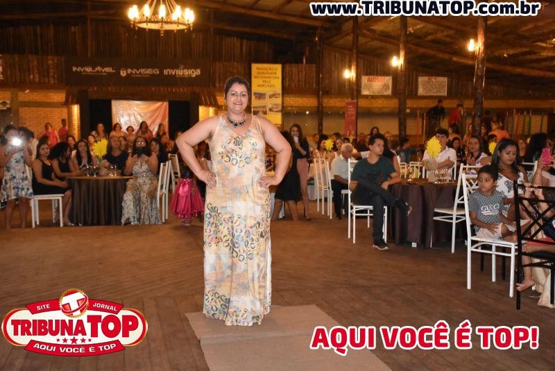 ROLIM DE MOURA: MULHERES DE LENÇO 