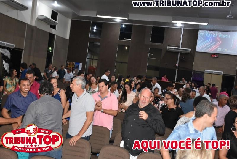 ROLIM DE MOURA: RECITAL DE MÚSICA 