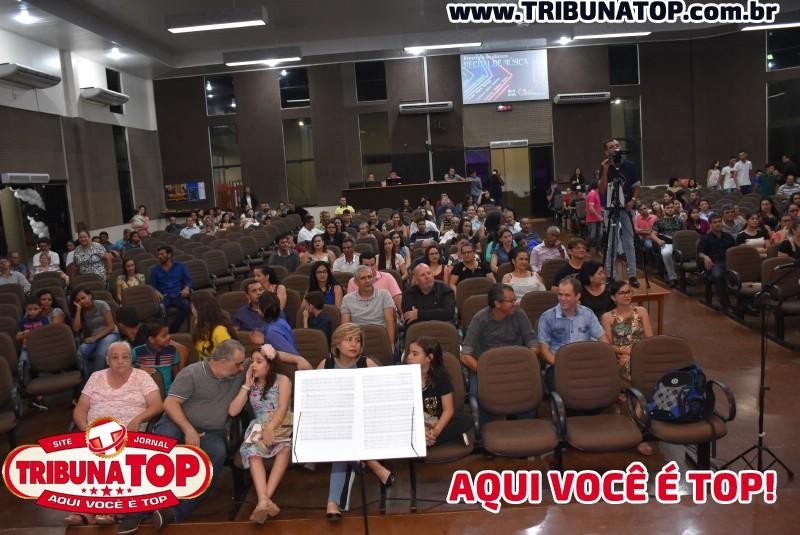 ROLIM DE MOURA: RECITAL DE MÚSICA 