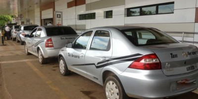Exclusividade dos táxis no aeroporto de Porto Velho é questionada pelo MPF e MP Exclusividade dos táxis no aeroporto de Porto Velho é questionada pelo MPF e MP