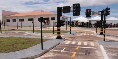 Pista de teste veicular e minicidade de trânsito são inaugurados Pista de teste veicular e minicidade de trânsito são inaugurados