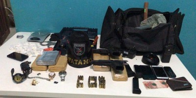 Quadrilha especializada em arrombar caixas é presa em RO com munições da Polícia... Quadrilha especializada em arrombar caixas é presa em RO com munições da Polícia...