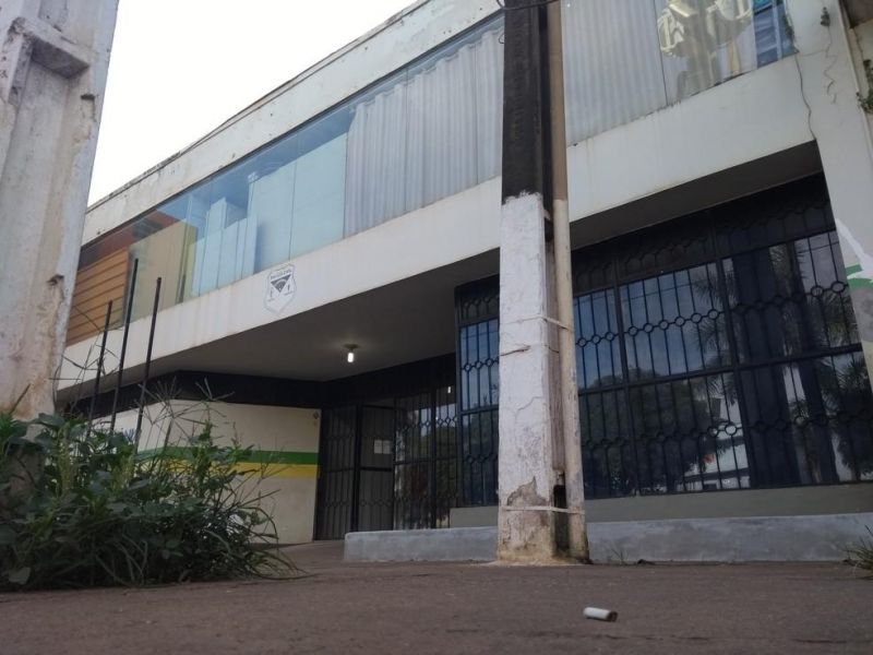 Homem invade casa e ameaça matar o pai de 71 anos com barra de ferro, em RO