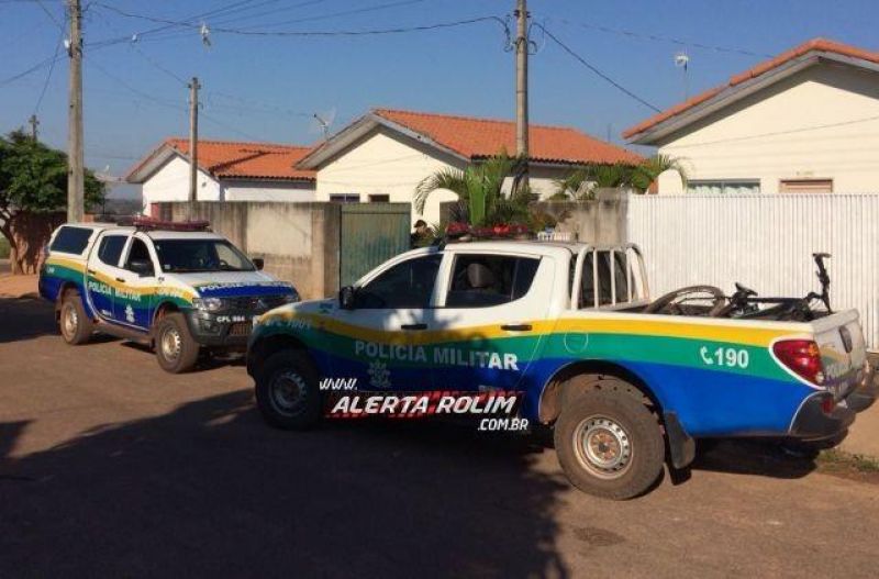 Rolim de Moura: Após roubo em Posto de combustível, 05 suspeitos são apreendidos pela Polícia Militar