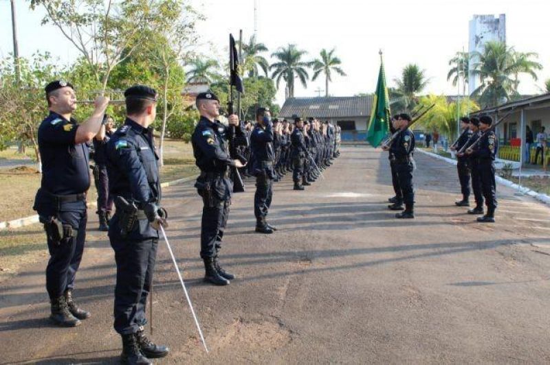 Cacoal 4º Batalhão de Polícia Militar realiza atividades em comemoração ao Dia do Soldado Cacoal 4º Batalhão de Polícia Militar realiza atividades em comemoração ao Dia do Soldado
