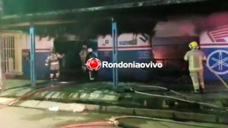 CRIMINOSO: Incêndio de grandes proporções destrói oficina de motos na zona Sul