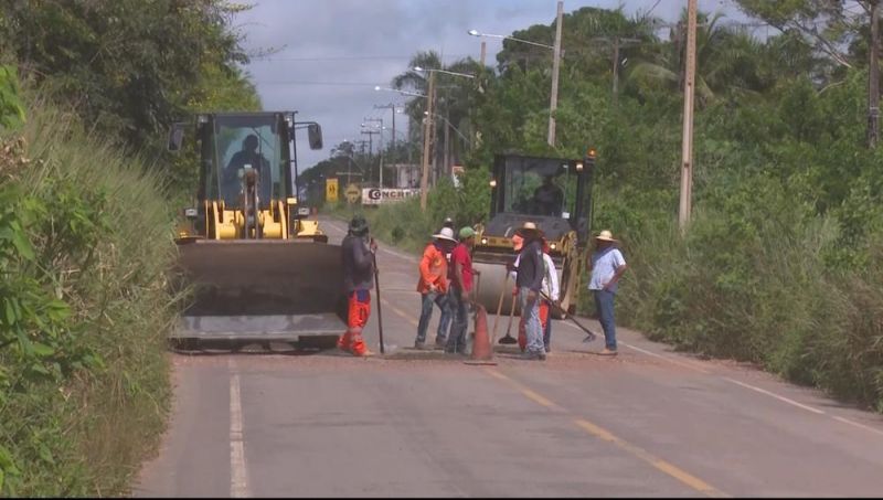 JI-PARANÁ: DER inicia ação para tapar buracos na estrada que dá acesso ao Aeroporto José Coleto