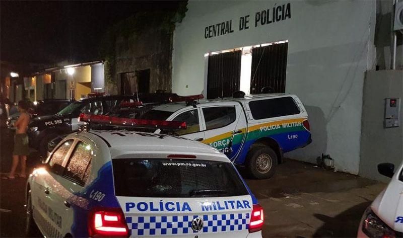 Professor é preso acusado de estupro de filho de juiz em Rondônia Professor é preso acusado de estupro de filho de juiz em Rondônia