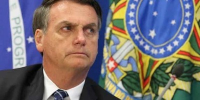 Bolsonaro volta a criticar a Rede Globo