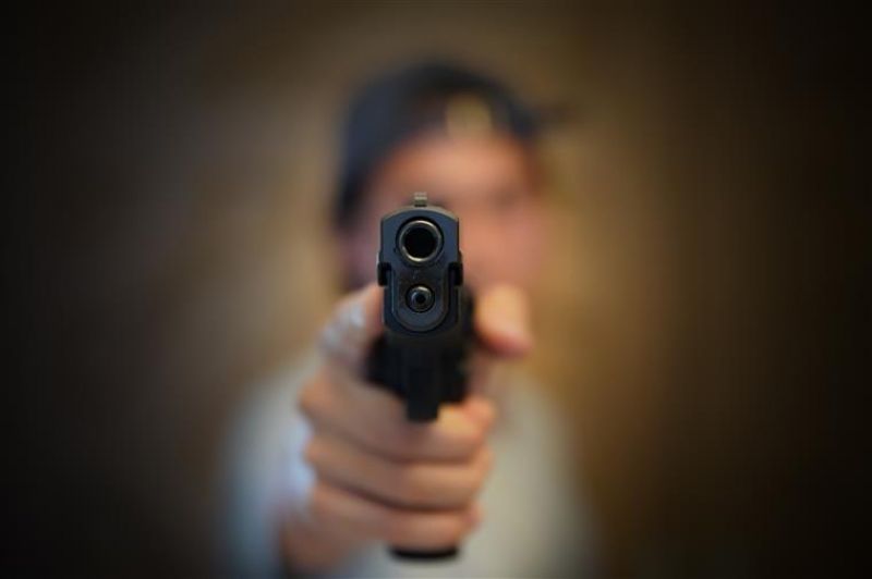“Vou te dar um tiro na cara”, ameaça ex-deputado Bessa a porteiro