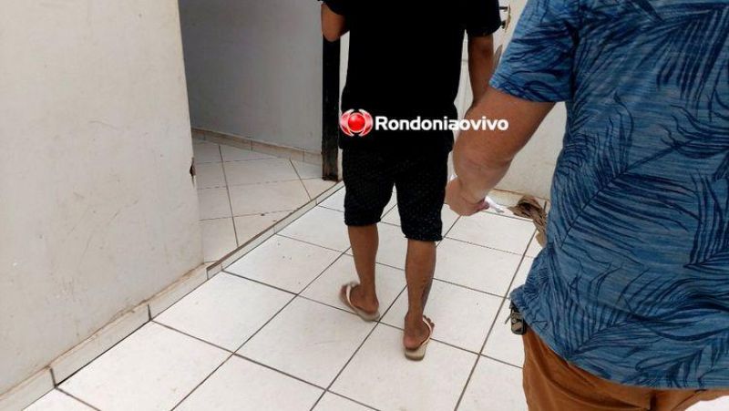 Adolescente é flagrado armado indo matar suspeito de roubo Adolescente é flagrado armado indo matar suspeito de roubo