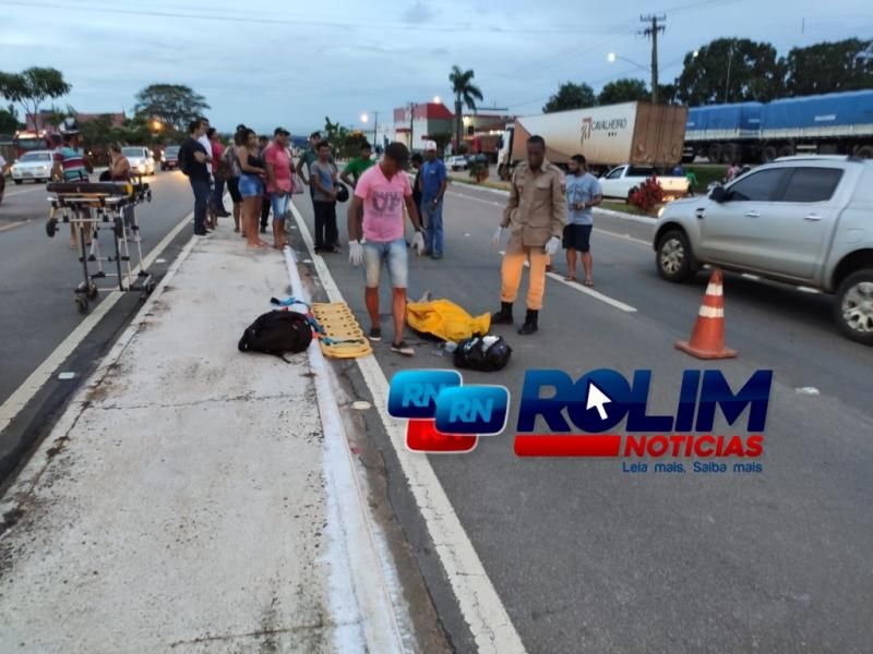 Homem é atropelado na BR-364 e morre no local em Ji-Paraná