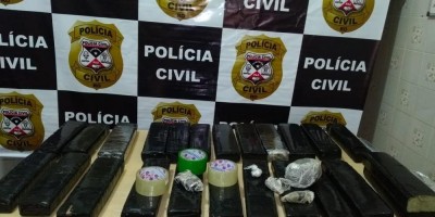 Polícia Civil fecha boca de fumo e apreende 25 kg de maconha em Porto Velho Polícia Civil fecha boca de fumo e apreende 25 kg de maconha em Porto Velho