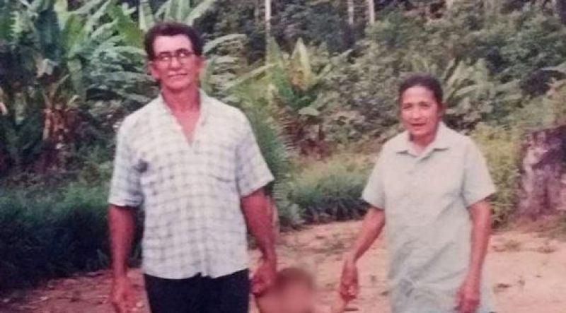 Casal de idosos morrem ao capotar veículo na área rual de Ariquemes Casal de idosos morrem ao capotar veículo na área rual de Ariquemes
