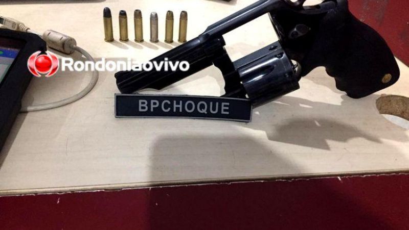 Batalhão de Choque prende ocupantes de carro com arma de fogo Batalhão de Choque prende ocupantes de carro com arma de fogo