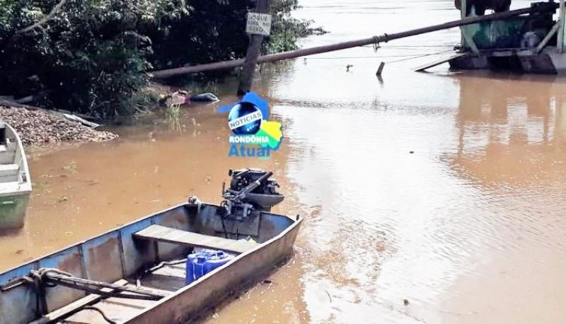 Jovem de Cacoal desaparecido é encontrado boiando no rio Machado em Ji-Paraná Jovem de Cacoal desaparecido é encontrado boiando no rio Machado em Ji-Paraná