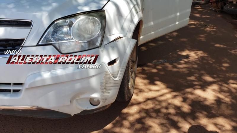 Motociclista trafegando na contramão se choca frontalmente contra carro em Rolim de Moura Motociclista trafegando na contramão se choca frontalmente contra carro em Rolim de Moura