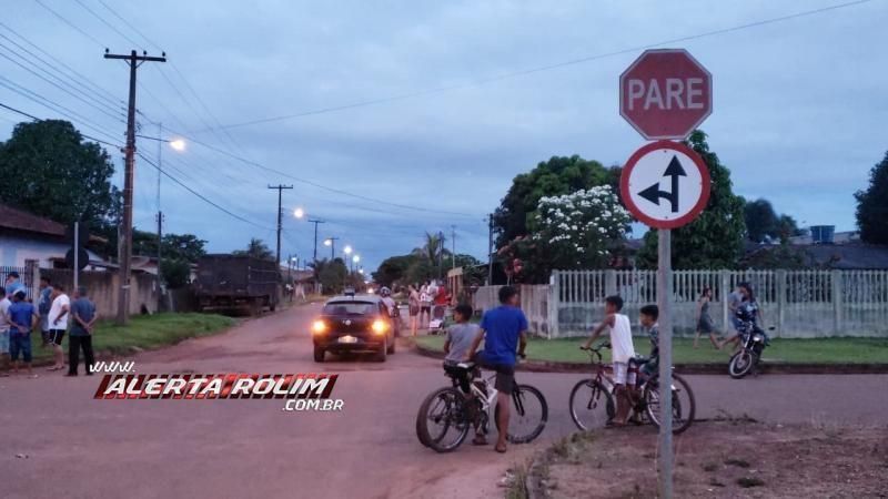 Segundo acidente desta sexta deixa casal ferido em Rolim de Moura Segundo acidente desta sexta deixa casal ferido em Rolim de Moura