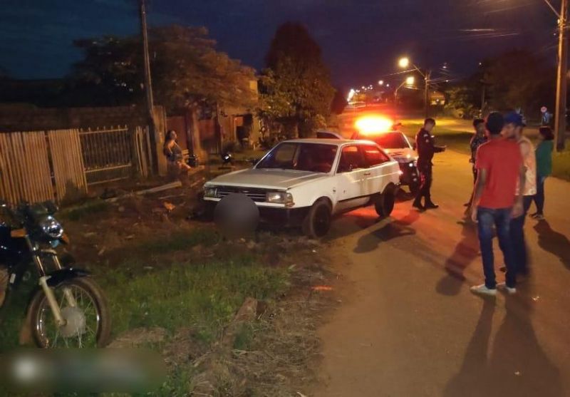Polícia é acionada após motorista embriagado bater em moto estacionada em Rolim de Moura Polícia é acionada após motorista embriagado bater em moto estacionada em Rolim de Moura