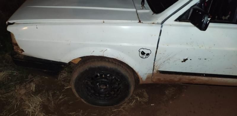 Polícia é acionada após motorista embriagado bater em moto estacionada em Rolim de Moura Polícia é acionada após motorista embriagado bater em moto estacionada em Rolim de Moura