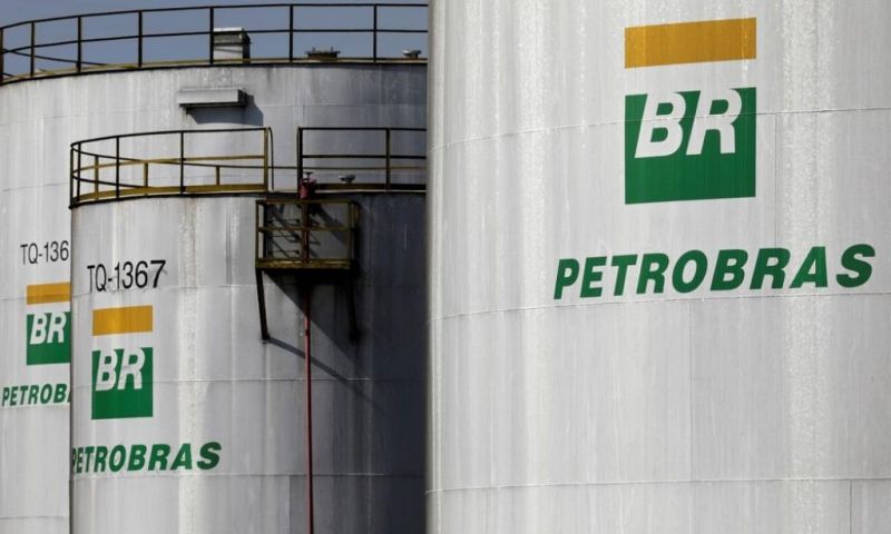 Petrobras aumenta preço da gasolina em 3% a partir desta quinta
