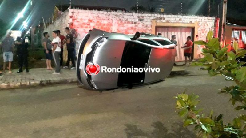 Colisão entre automóveis resulta em capotamento em Porto Velho Colisão entre automóveis resulta em capotamento em Porto Velho