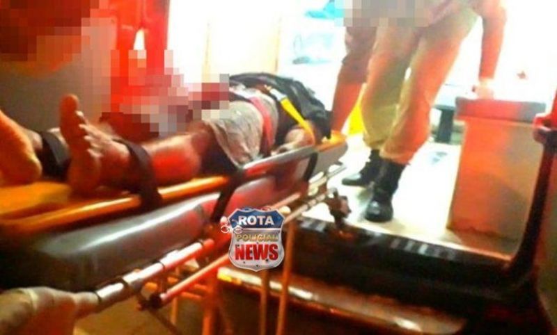 Mulher esfaqueia marido para se defender de agressões e homem vai parar na UTI em Vilhena Mulher esfaqueia marido para se defender de agressões e homem vai parar na UTI em Vilhena