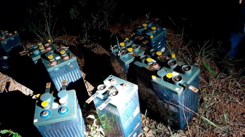Dois homens são presos em flagrante por furtar equipamentos de torre de telefonia em RO Dois homens são presos em flagrante por furtar equipamentos de torre de telefonia em RO