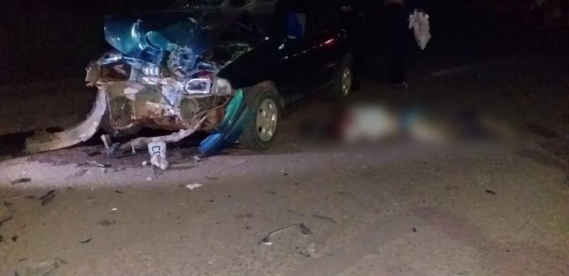 Grave acidente entre carro e moto deixa dois mortos em São Miguel do Guaporé Grave acidente entre carro e moto deixa dois mortos em São Miguel do Guaporé