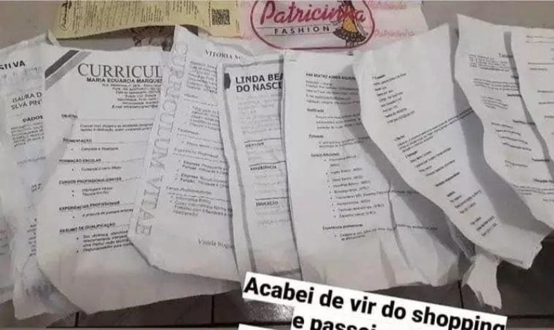 Loja usa currículos de candidatos para embalar produtos de clientes e gera revolta em internautas